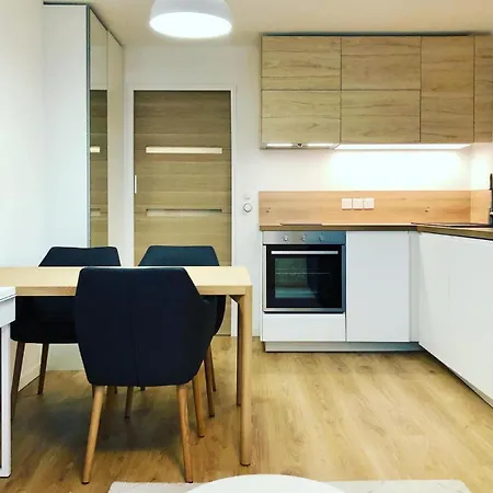 Rieux -2p Refurbished! Apartment